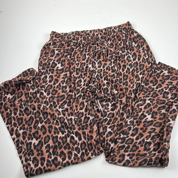 ***SOLD****Natori Ombre Leopard Short Sleeve Pajamas - Picture 8 of 13